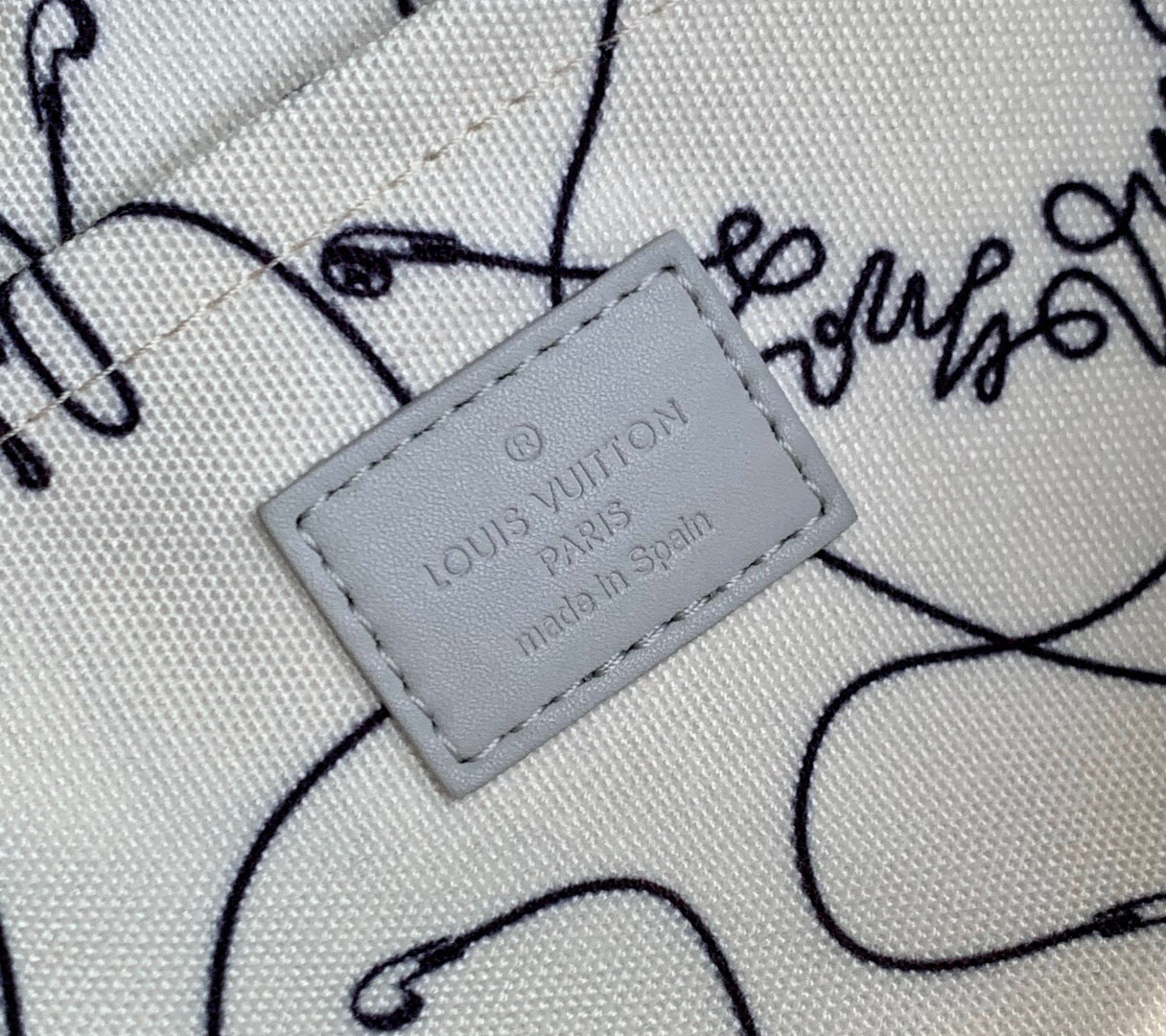 Delicate Touches for Bold Statements